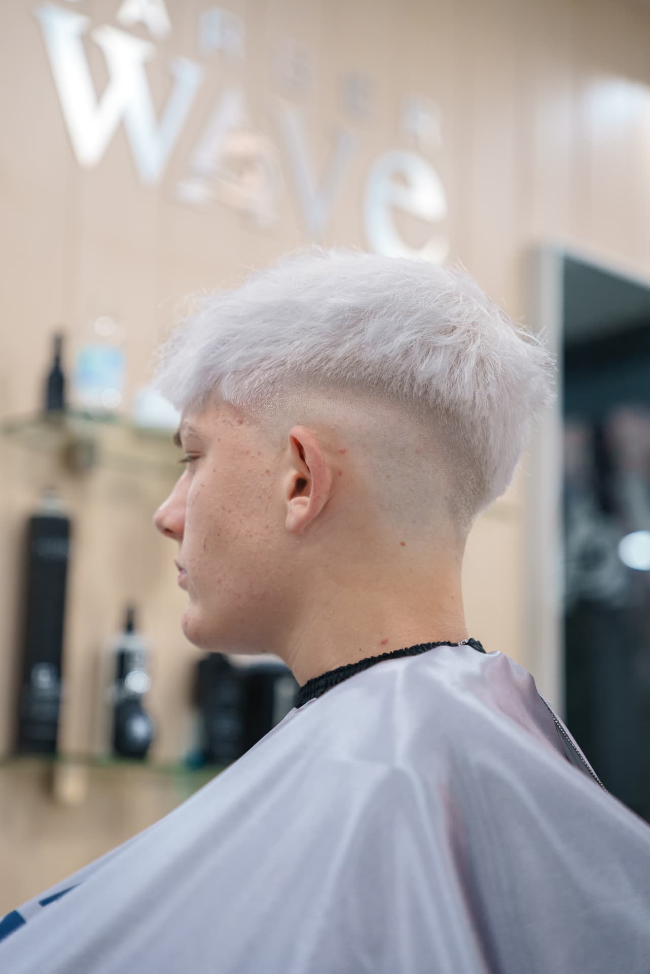 Platino, perfil en Barber Wave, Torre del Mar