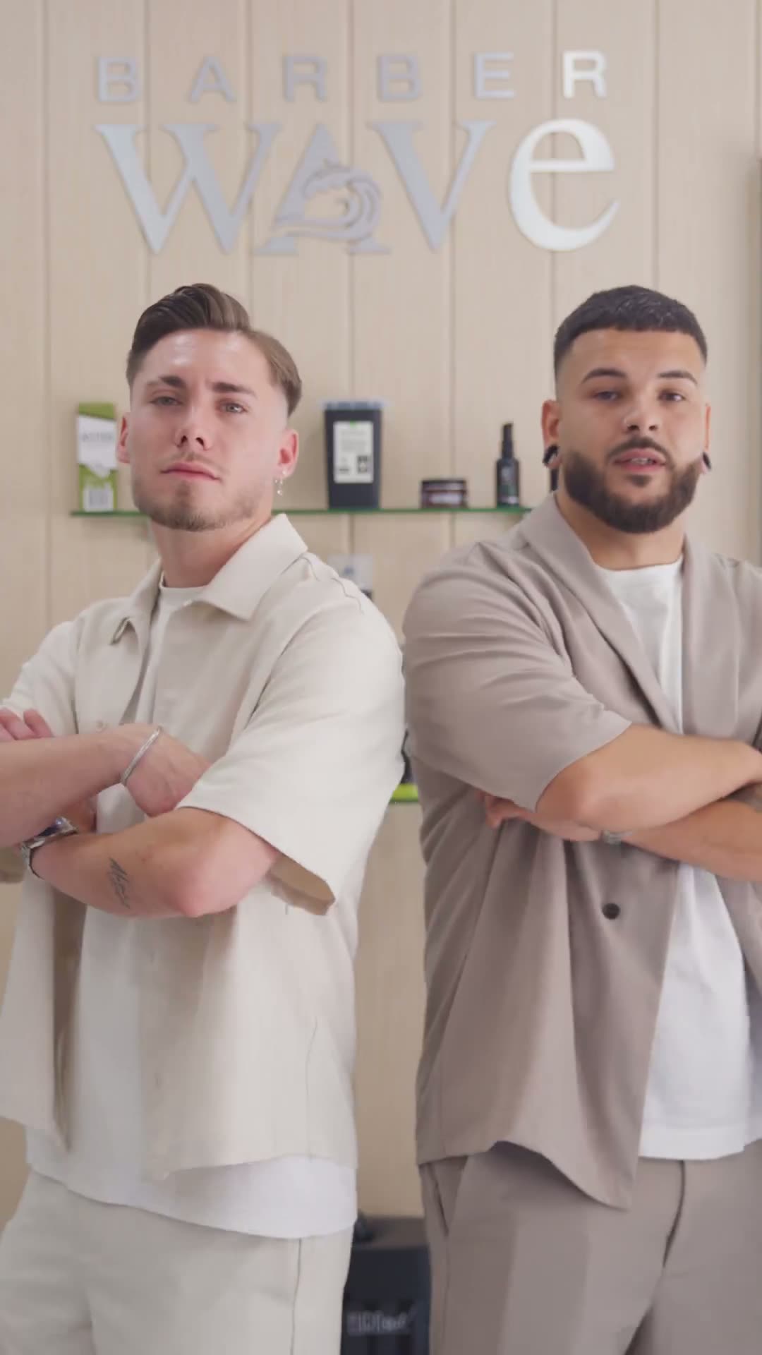 Cristian y Merino — Barber Wave